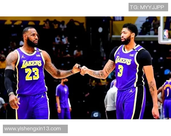 湖人对战老鹰香浓之夜精彩回顾与赛后分析 湖人对战老鹰香浓之夜精彩回顾与赛后分析