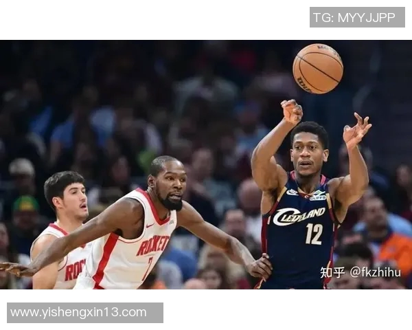 勇士逆转击败热火,保持不败纪录,冠军之路愈发光明 勇士逆转击败热火,保持不败纪录,冠军之路愈发光明