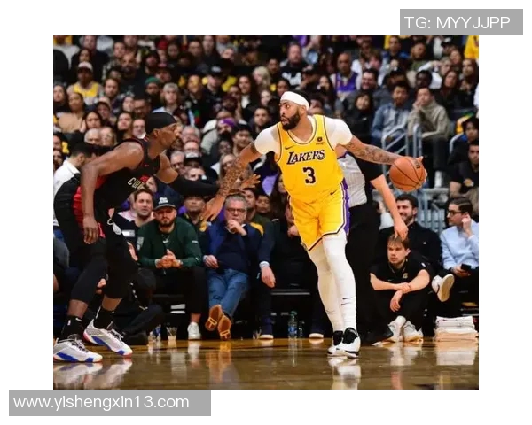 湖人对阵热火精彩直播全程回顾与分析尽在直播吧